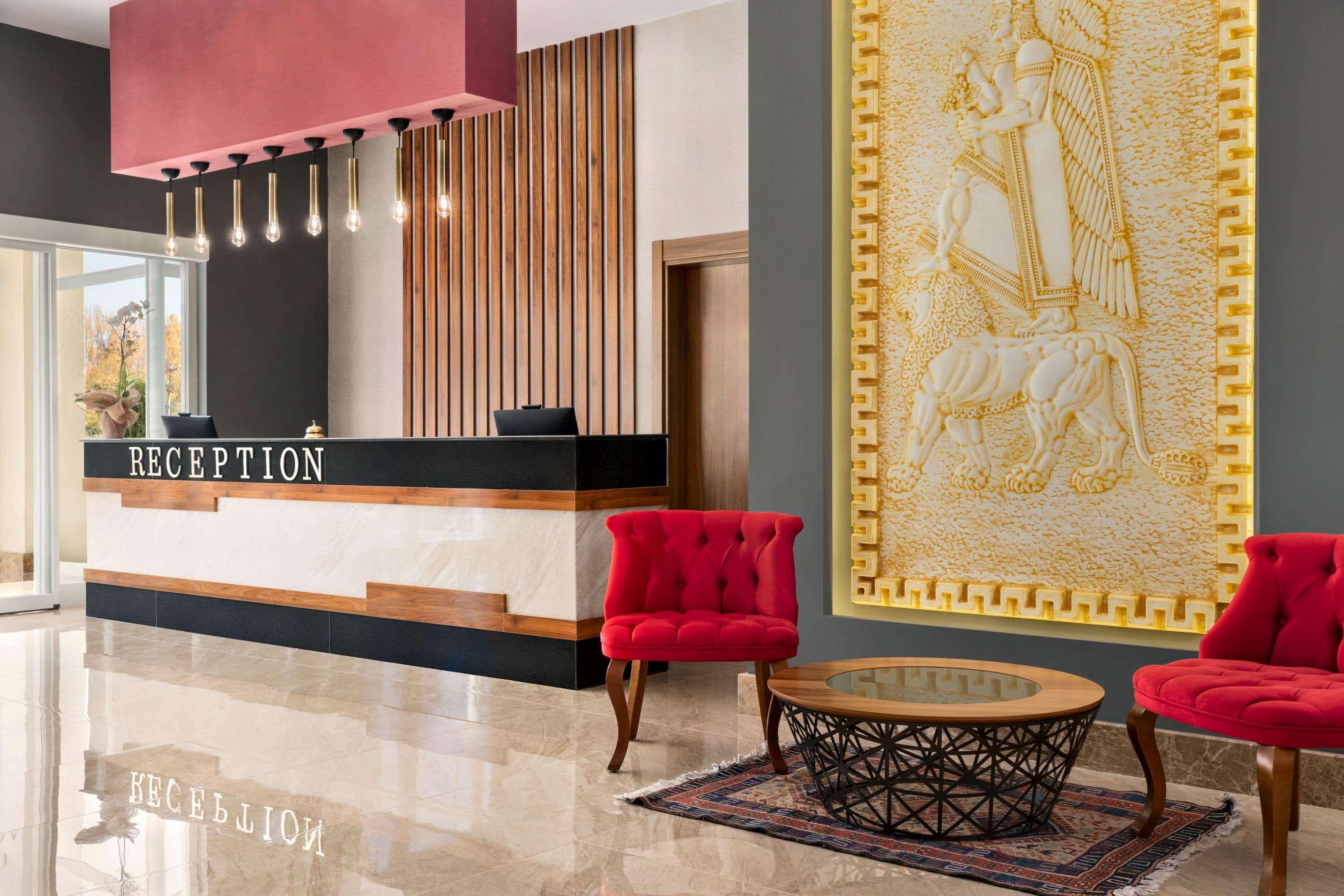 Ramada By Wyndham Van Esterno foto